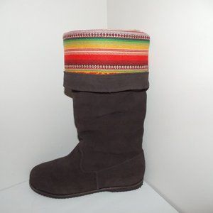 BEARPAW boots AZTEC print size 7 M